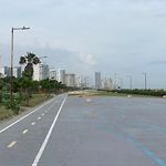 New Apto Beach Front & Close To Airport