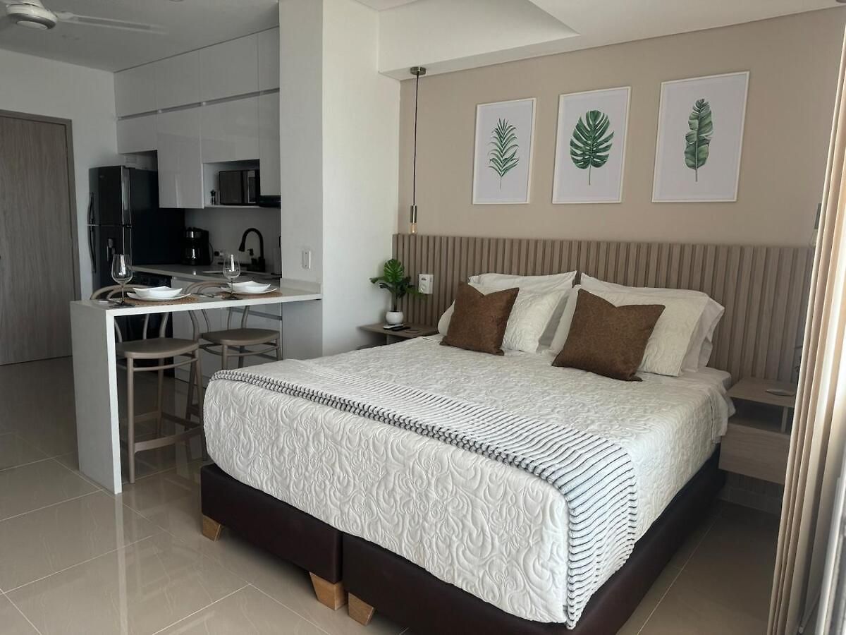 New Apto Front & Close To Airport Cartagena