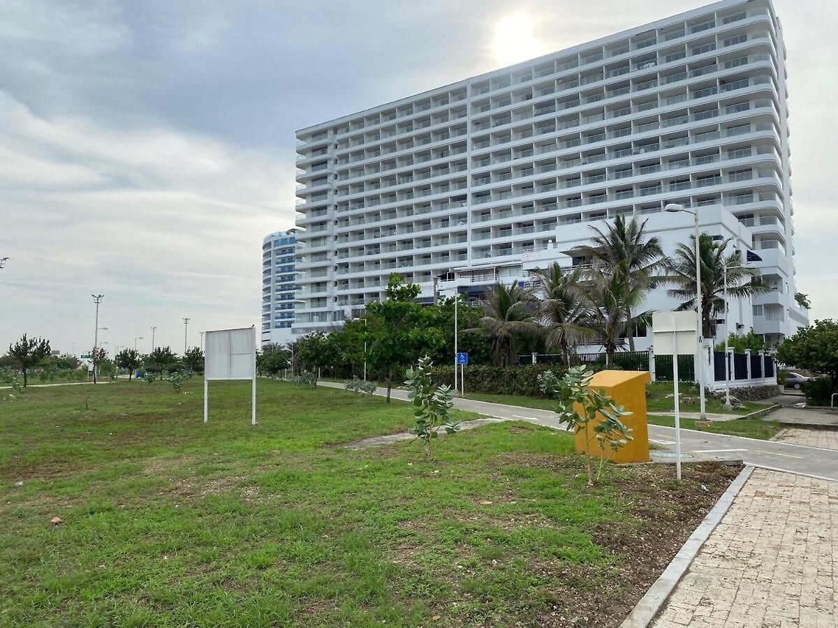 New Apto Front & Close To Airport * Cartagena
