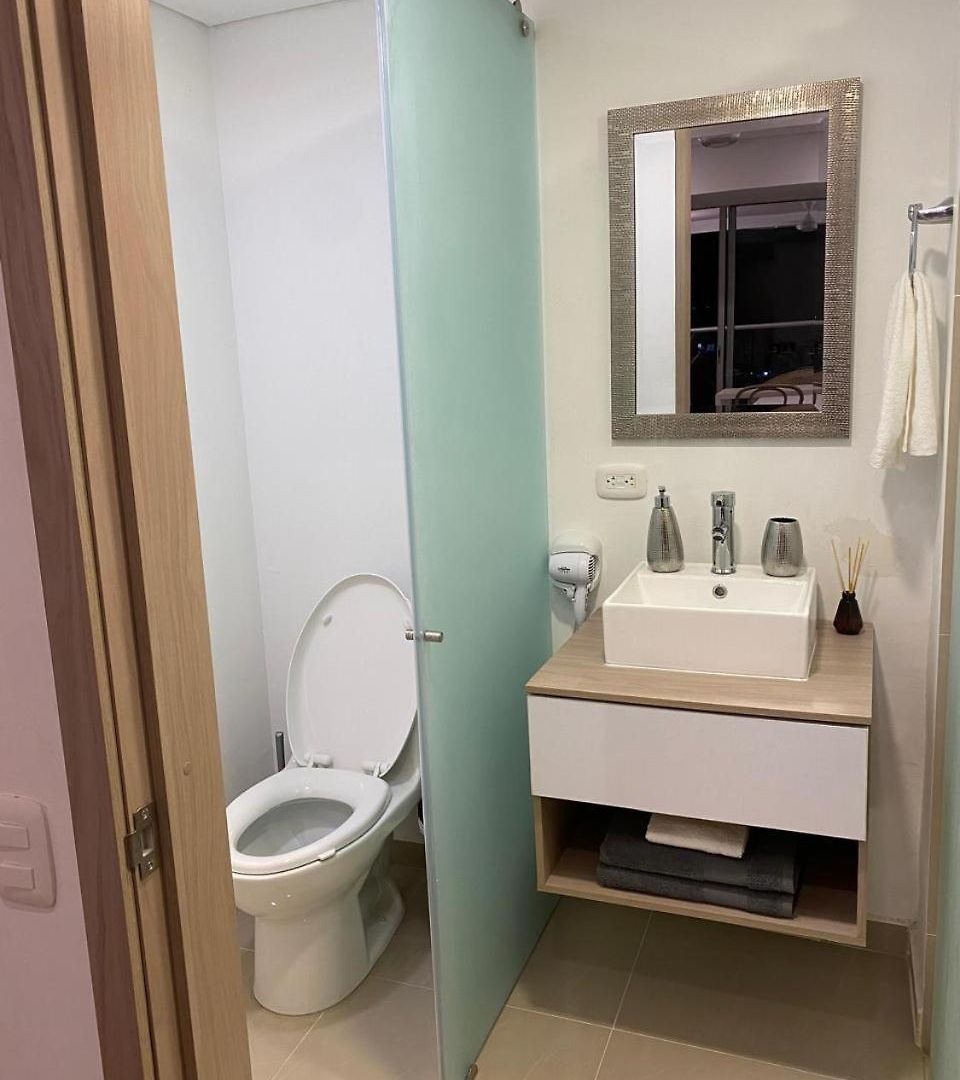 New Apto Front & Close To Airport Apartamento Cartagena