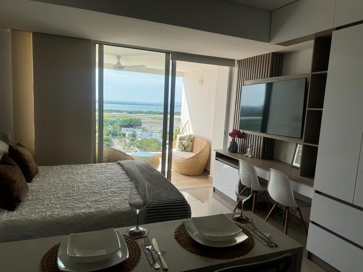 Apartamento New Apto Front & Close To Airport Cartagena