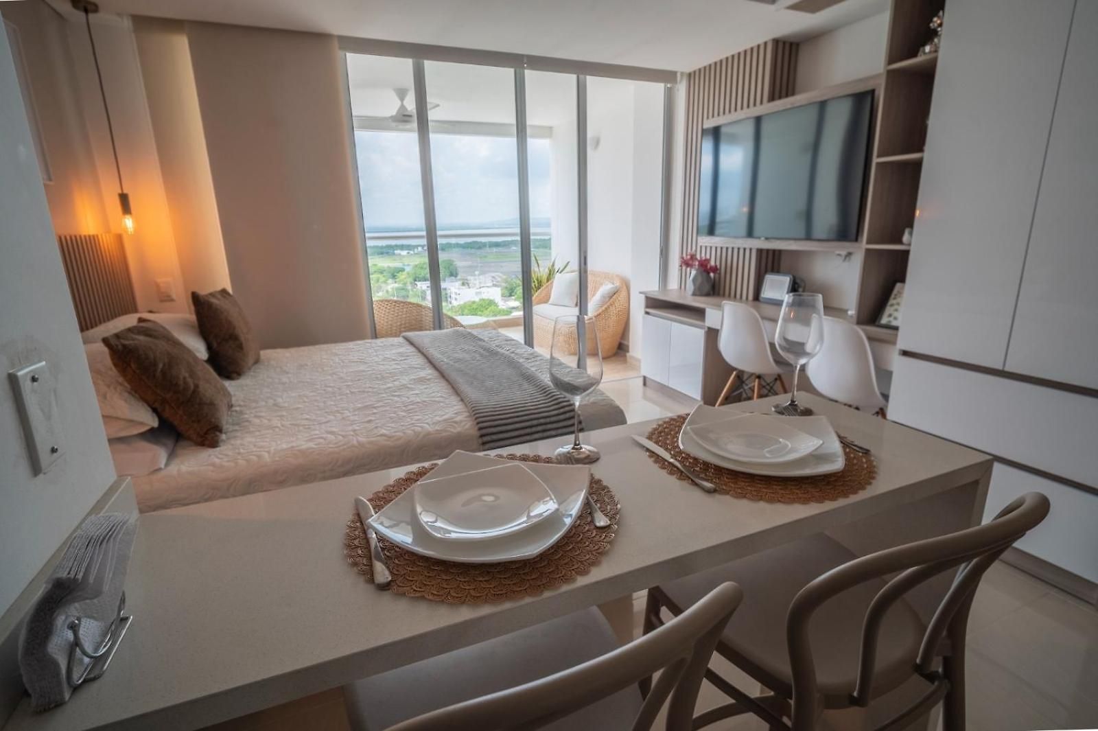 New Apto Front & Close To Airport Cartagena