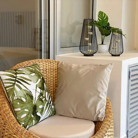 New Apto Front & Close To Airport Apartamento Cartagena