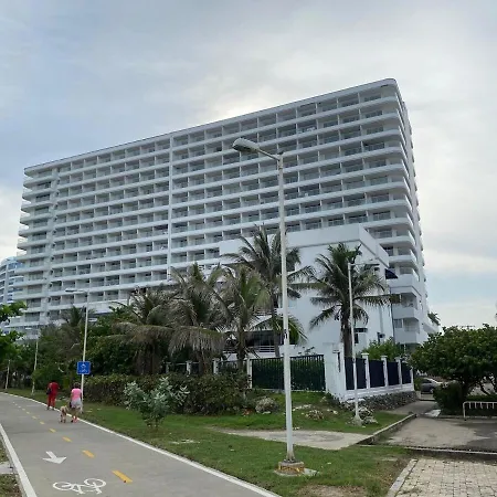 New Apto Front & Close To Airport Cartagena
